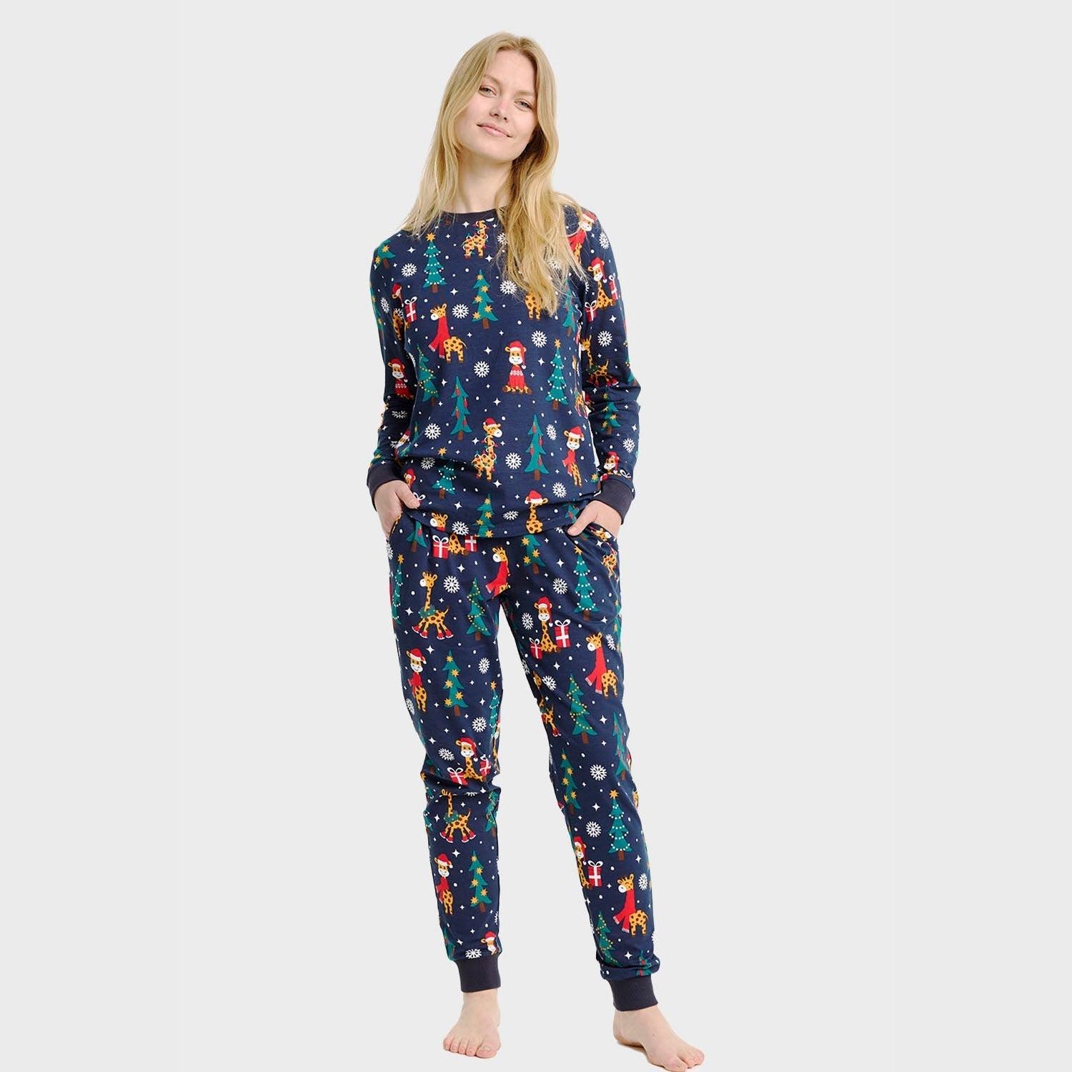 -Mode | Women's Giraffe Christmas Pajamas
