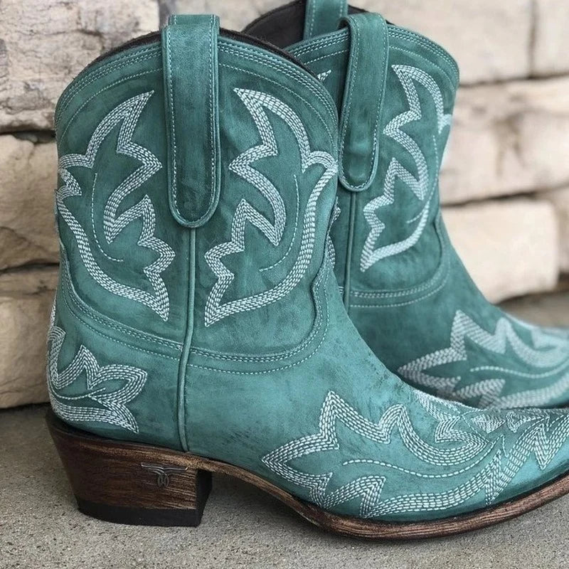 Heidi Fashion | Leather Cowboy Boots with Embroidery