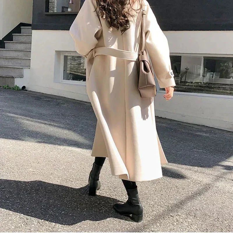 -Mode | Women's Sophisticated Belted Long Coat with Chic Button Accents