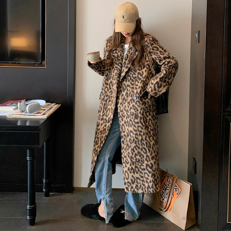-Mode | Women's Leopard Print Long Winter Coat with Cozy Fabric