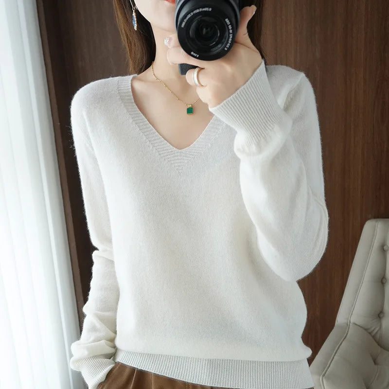 -Style | Cozy V-Neck Pullover Sweater