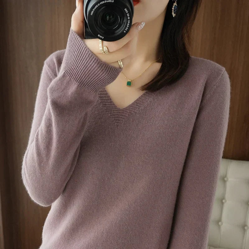 -Style | Cozy V-Neck Pullover Sweater