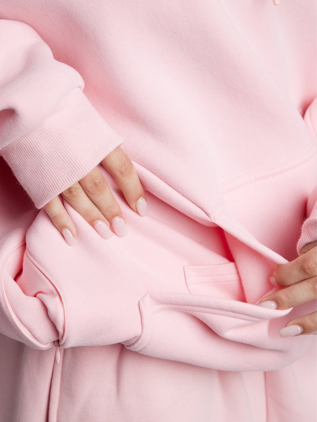 Heidi Mode | Airplane Mode Graphic Travel Hoodie