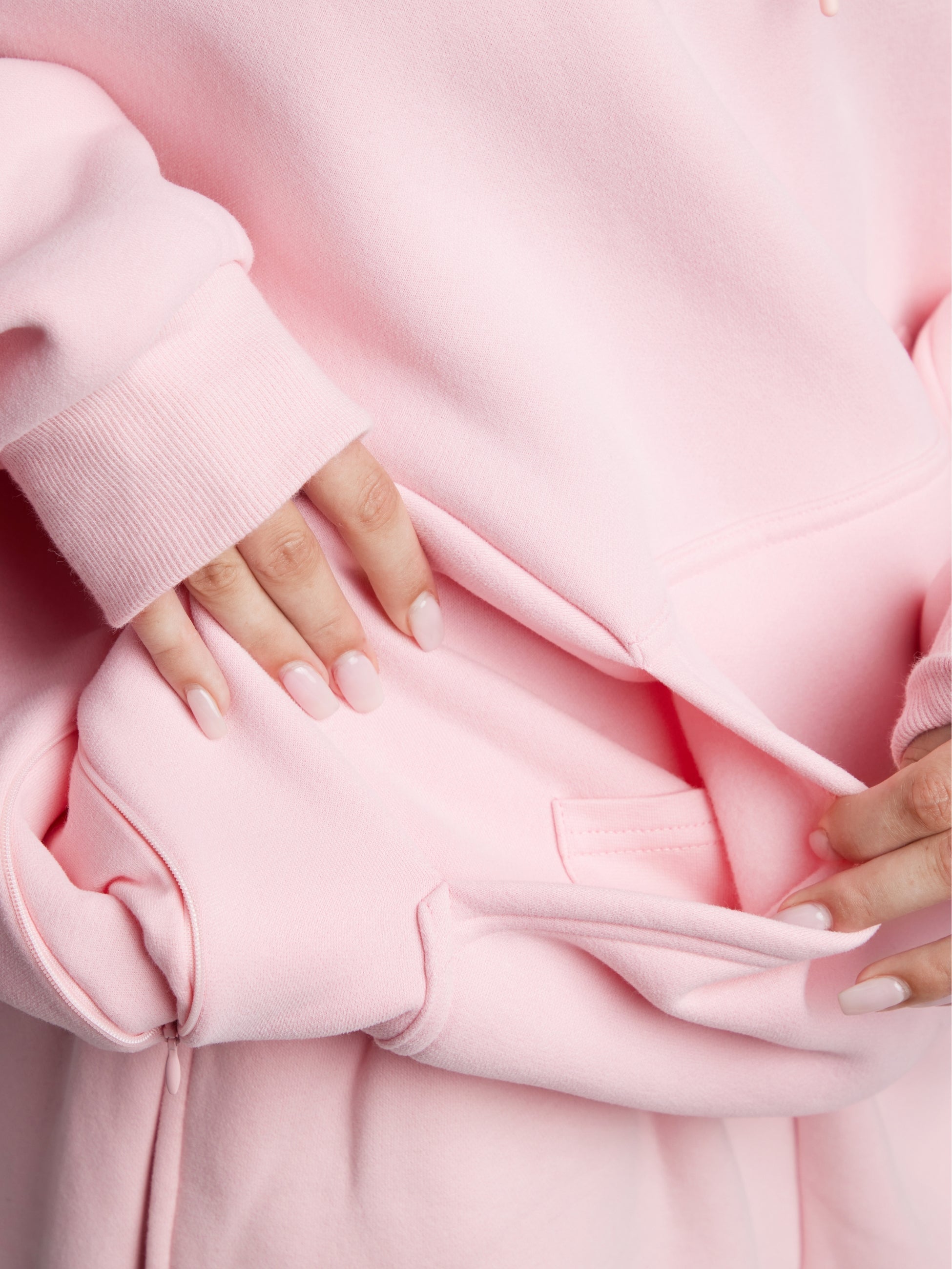 Heidi Mode | Airplane Mode Graphic Travel Hoodie