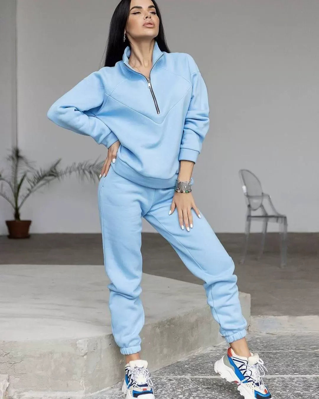 Heidi Fashion | Cozy Fleece Loungewear Set with Loose Fit Hoodie and Half-Zip Joggers