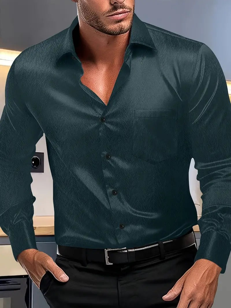 Heidi Mode | Slim Fit Button-Up Shirt with Silky Texture and Pointed Collar & Chest Pocket
