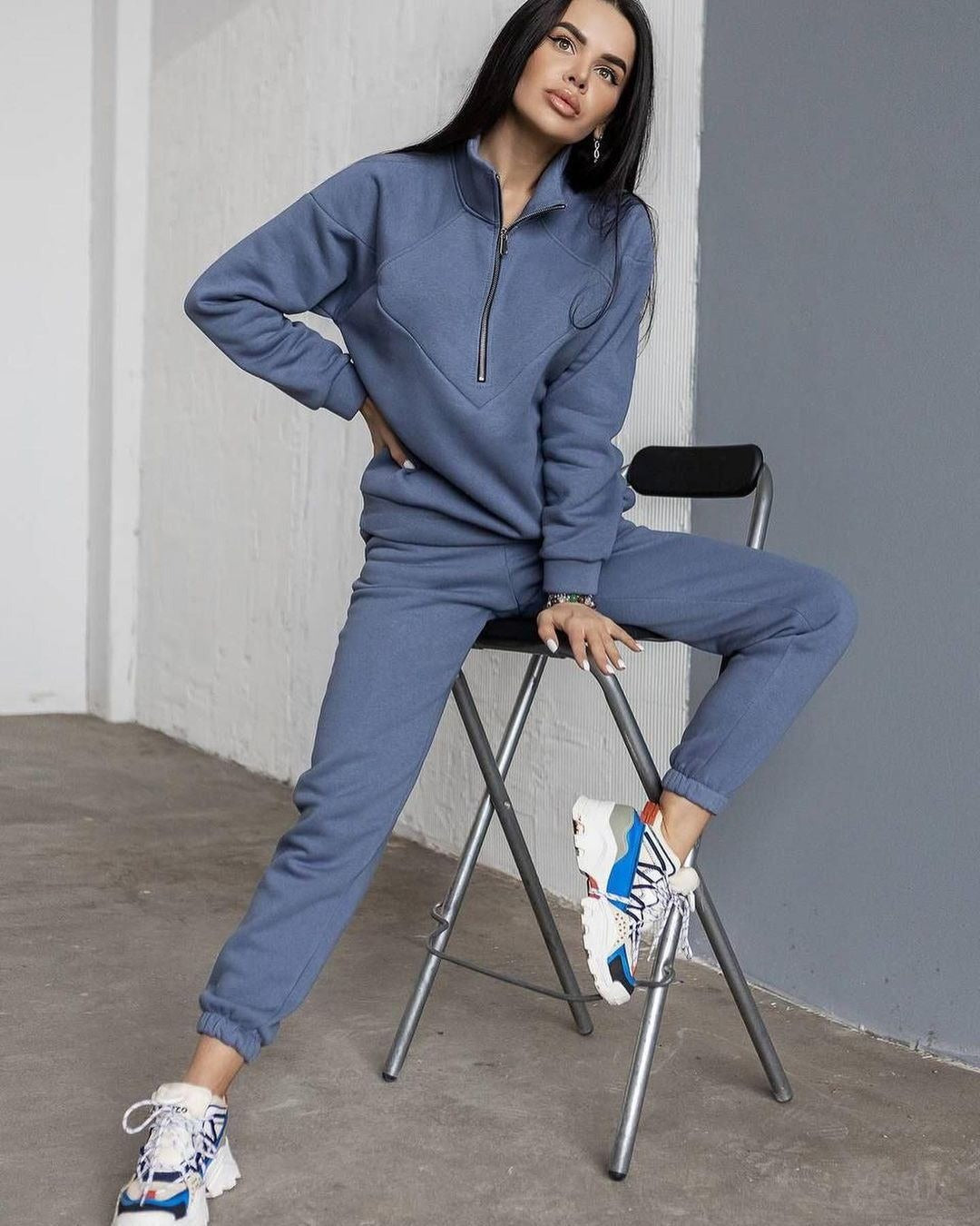 Heidi Fashion | Cozy Fleece Loungewear Set with Loose Fit Hoodie and Half-Zip Joggers